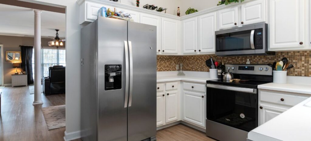 How Many Watts Does a Refrigerator Use